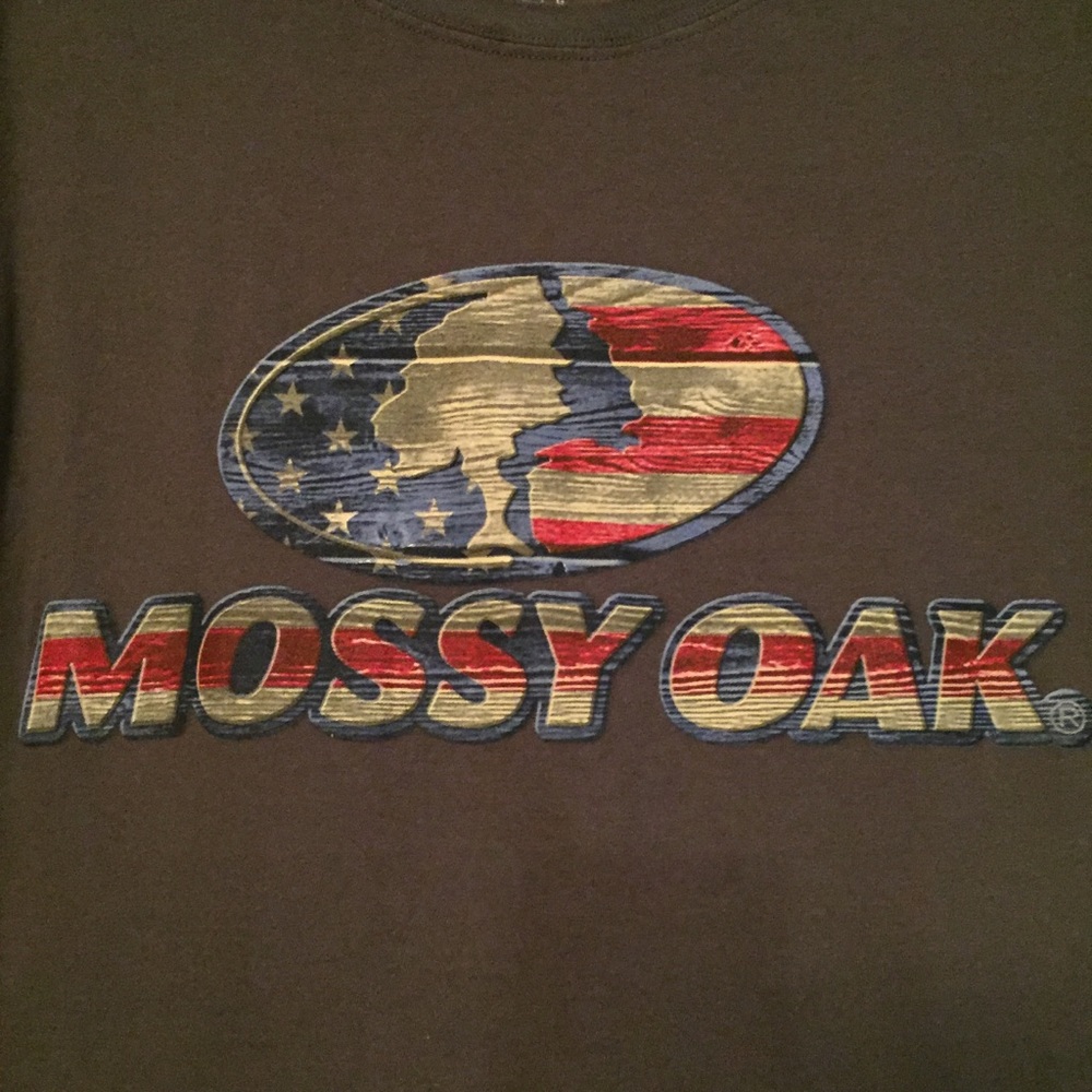 Mossy Oak gray T-shirt Sz L